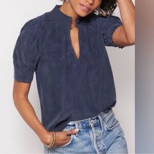 Evereve Meg Puff Sleeve Blouse in Navy Size XS